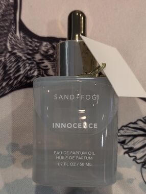 SAND+FOG Innocence - Light Gray Bottle